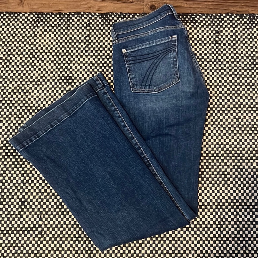 7 For All Mankind jeans size 28